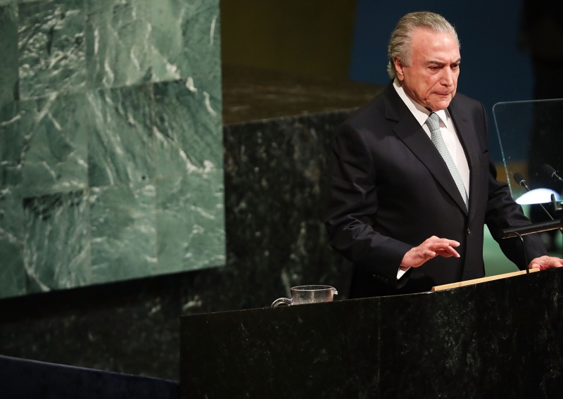 Presidente não mencionou a crise política brasileira e disse que o país está superando a crise econômica