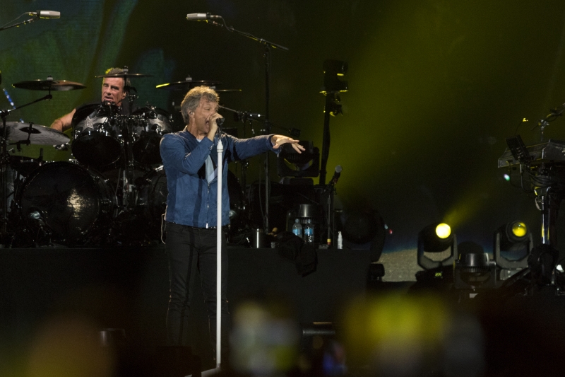 Tico Torres e Jon Bon Jovi voltarão a tocar com os dois ex-integrantes da banda em abril