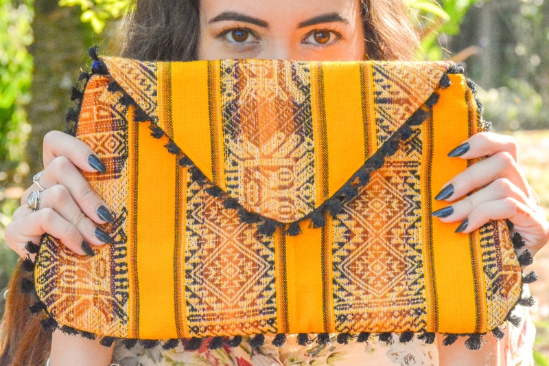 Tecidos s&atilde;o trazidos do pa&iacute;s sul-americano e adaptados pela Moki na Capital Foto: moki/DIVULGA&Ccedil;&Atilde;O/JC