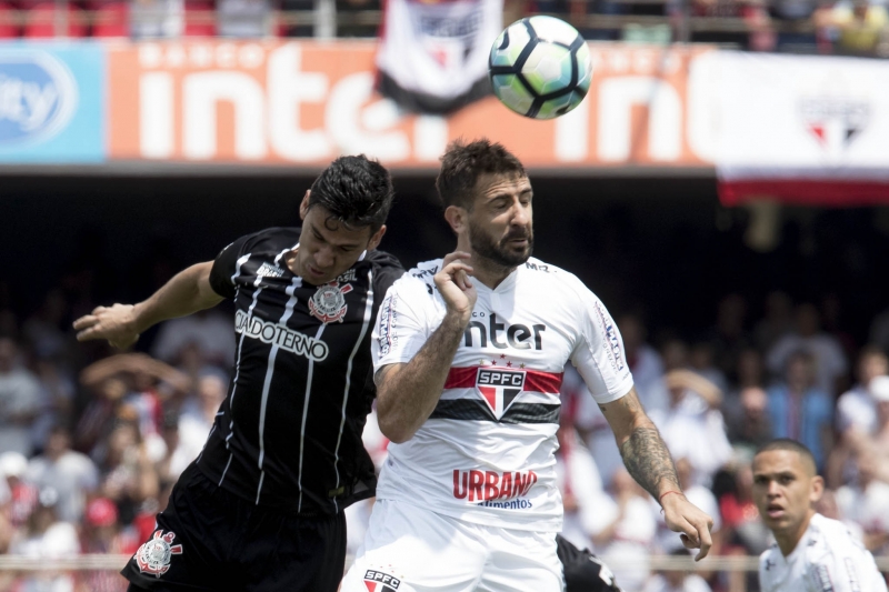 Corinthians e São Paulo fazem parte da lista dos inadimplentes