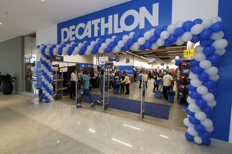 Decathlon suspende temporariamente lojas de Porto Alegre