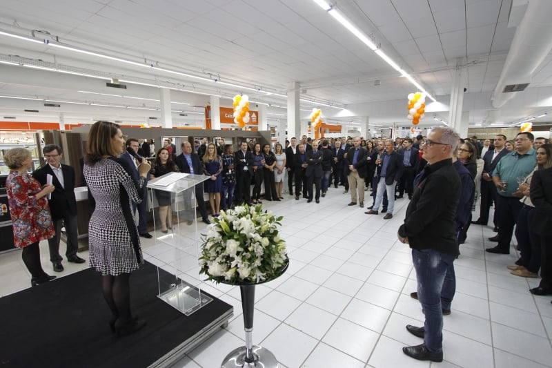 Reinaugura&ccedil;&atilde;o da loja matriz da Tumelero
