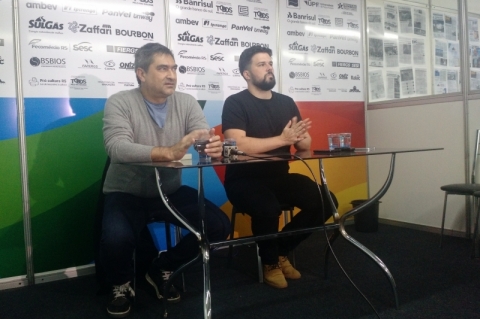 Zeca Camargo, na Jornada Nacional de Literatura, em Passo Fundo