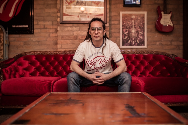 Cassiano, dono do Maktub, diz que a atividade aumentou seu movimento em 50% Foto: Cassiano Vargas/Divulga&ccedil;&atilde;o/JC