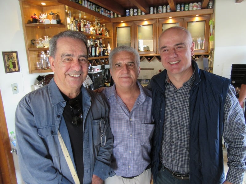 Airton Rocha com o aniversariante, Paulo Gusmão, e Roberto Bandeira Pereira