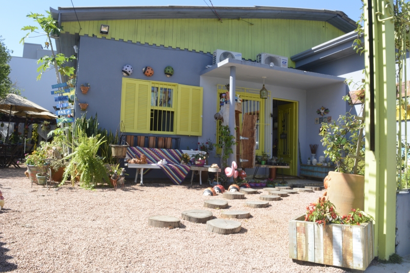 Capim Lim&atilde;o foi o nome escolhido pelos s&oacute;cios para o empreendimento Foto: FERNANDA SALLA/DIVULGA&Ccedil;&Atilde;O/JC