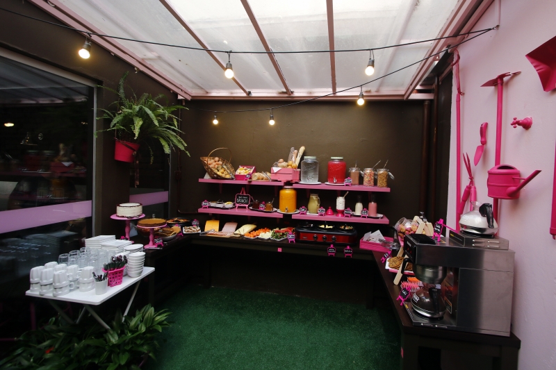 Reinauguração da confeitaria Pink, na Venâncio Aires.  Foto: FREDY VIEIRA/JC