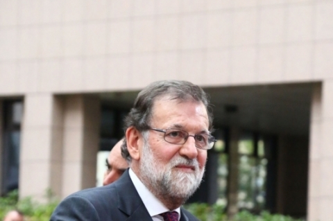 Governo de Rajoy tem maioria parlamentar para dar início ao processo