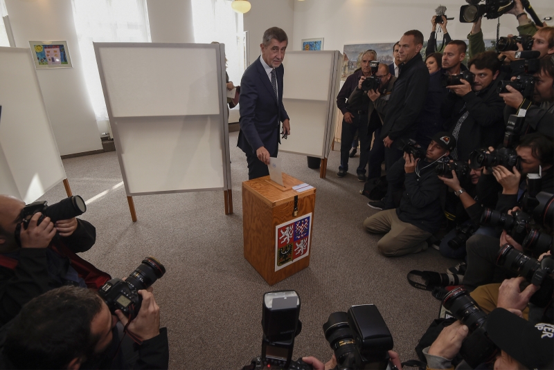Andrej Babis lidera as pesquisas de intenção de voto