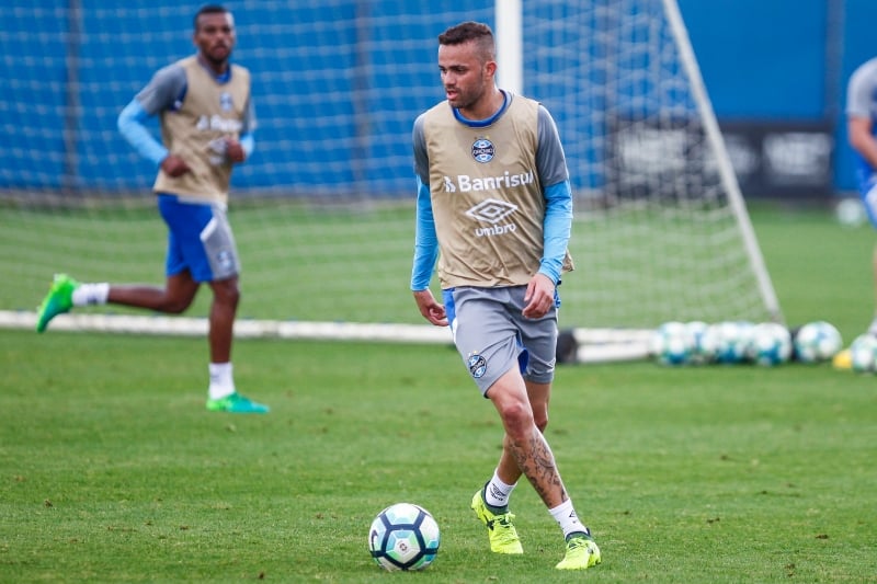 Luan marcou dois gols no confronto de ida nas semifinais da Copa Libertadores