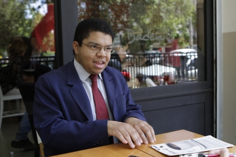 Ivonei promove as pr�ticas em ambientes p�blicos, como cafeterias