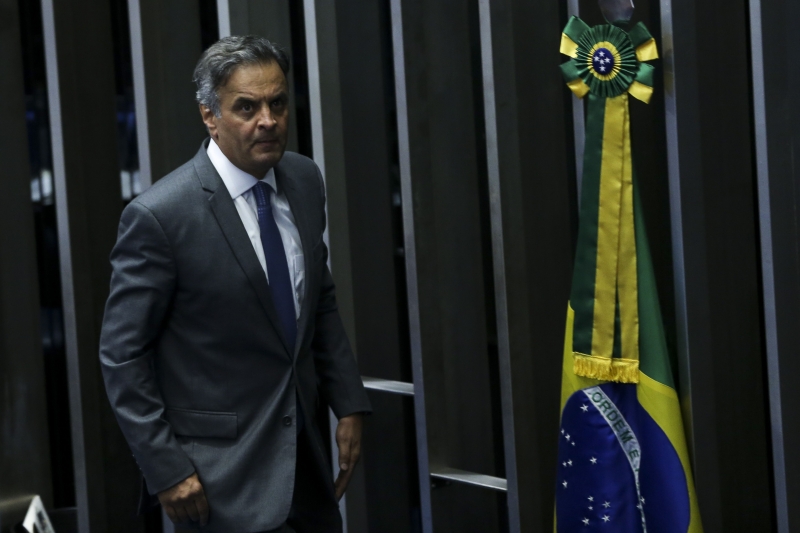 O presidente Jair Bolsonaro voltou a defender a adoção do voto impresso