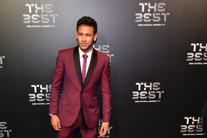 Transferência de Neymar ao PSG inflacionou mercado neste ano
