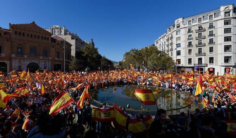 Marcha de 1 milhão de pessoas foi convocada pela Sociedade Civil Catalã