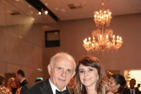 Fotolegenda
Pedro Grendene Bartelle e Tania Bulh&otilde;es na Casa NTX 
 
