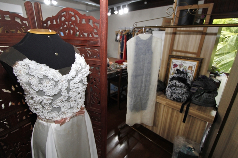 Primeiro vestido de noiva da marca será usado em março de 2018 Foto: MARCELO G. RIBEIRO/JC