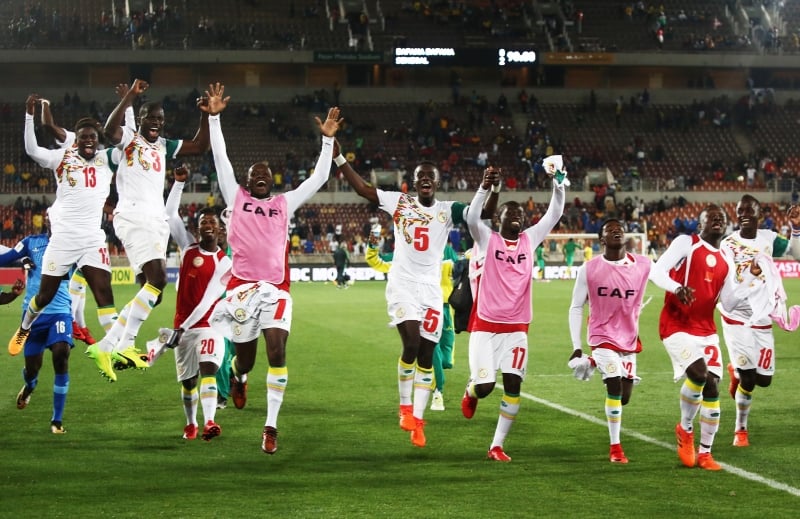 Senegaleses celebram a vaga para o Mundial