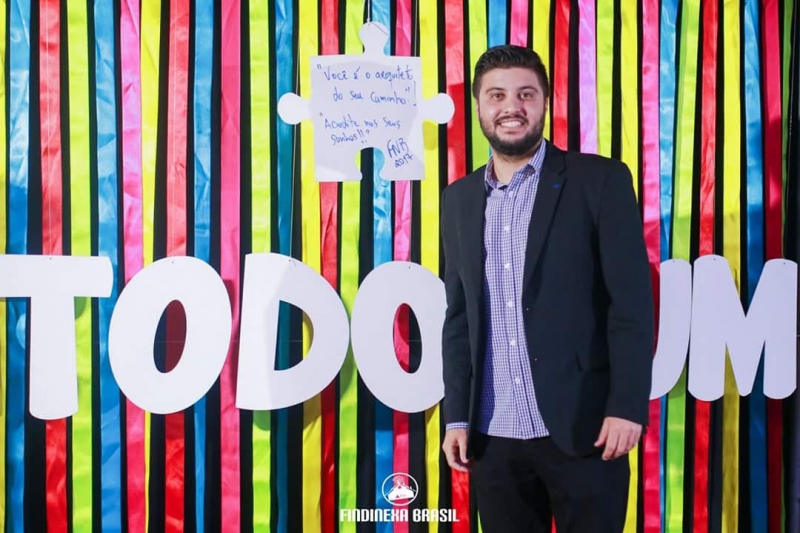 Vin&iacute;cius Mendes Lima, autor do livro By Necessity (Por Necessidade) - Elabore Um Plano de Neg&oacute;cios Foto: REPRODU&Ccedil;&Atilde;O/JC