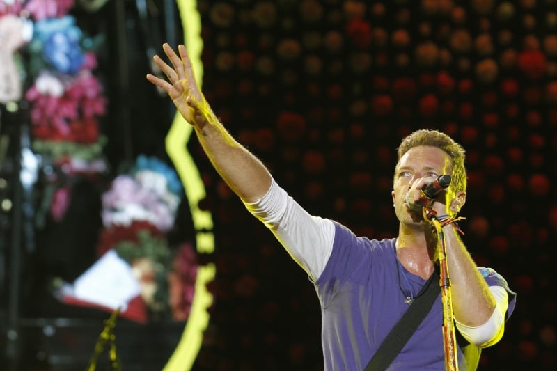 Chris Martin, em uma desenvoltura invejável, manteve o pique em mais de duas horas de show
