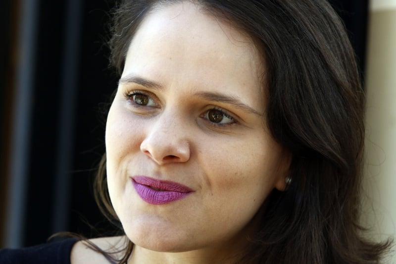 entrevista com a Jornalista e empreendedora Bruna Passos Amaral sobre o seu site Partiu Intercâmbio, focado em divulgação de bolsas de estudo estrangeiras Foto: FREDY VIEIRA/JC