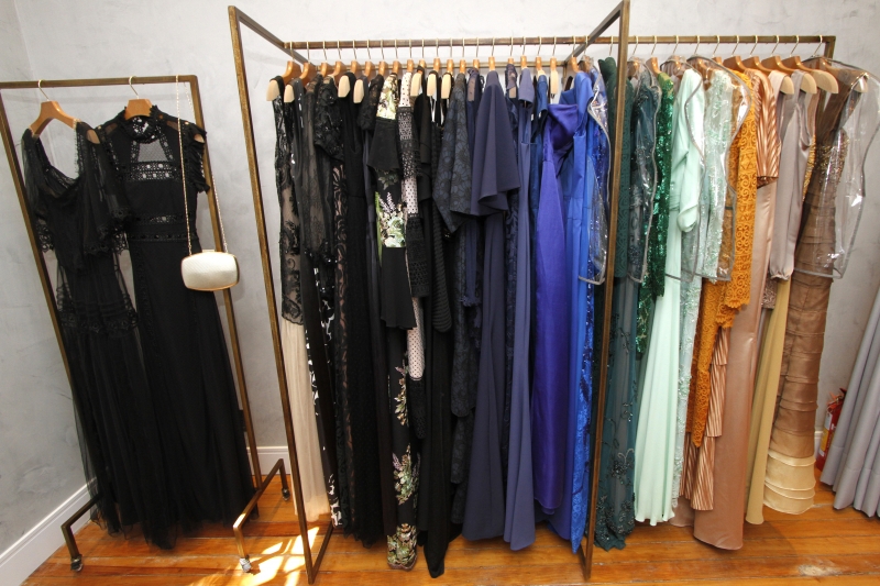 Gera&ccedil;&atilde;oE
Fotos de Loiane Lopes, propriet&aacute;ria da loja Loi & Rent Co. Empreendimento de loca&ccedil;&atilde;o e venda de vestidos de festa, imagens do do ambiente, vestidos e acess&oacute;rios.  Foto: MARCELO G. RIBEIRO/JC
