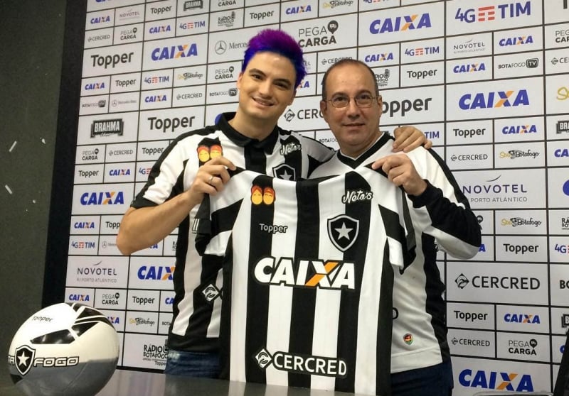 Empresa de Felipe Neto fará patrocínio pontual na camisa do Botafogo