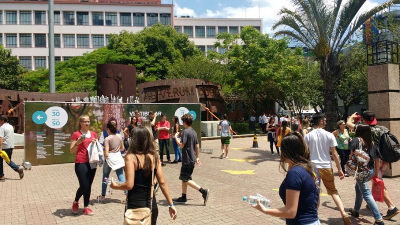 Sindicato das escolas e universidades diz que pessoal e investimentos pressionaram custos