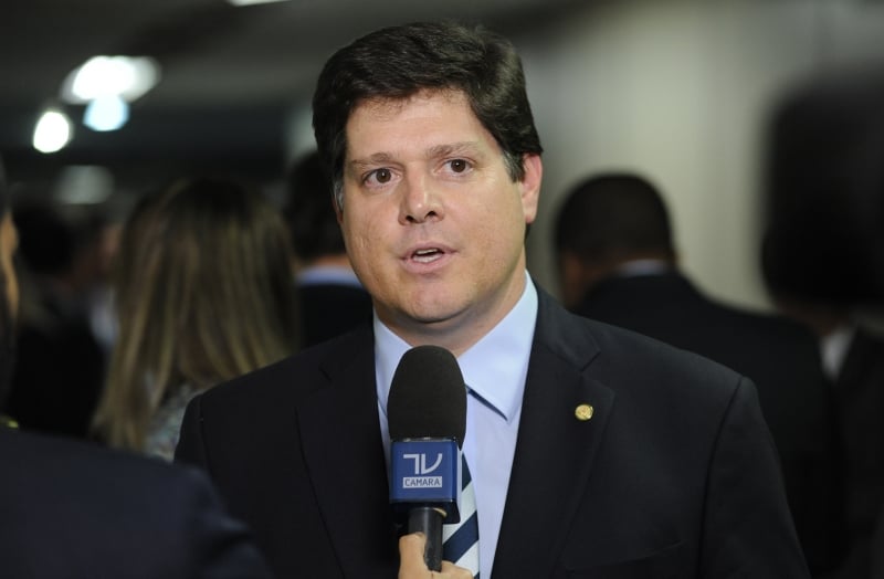 Texto apresentado pelo deputado Rossi (MDB-SP) unifica triburos e unifica três tributos federais (IPI, PIS e Cofins)