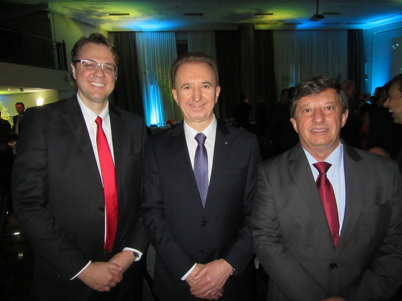 Marcos Fritzen, José Antonio Valiati e Ademar Schardong, presidente do Ibef-RS 