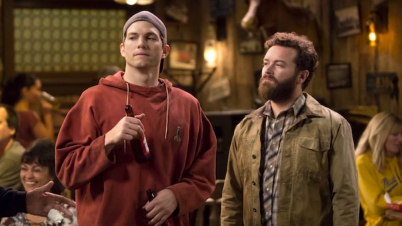 Danny Masterson (d) foi afastado do elenco de The Ranch após acusações