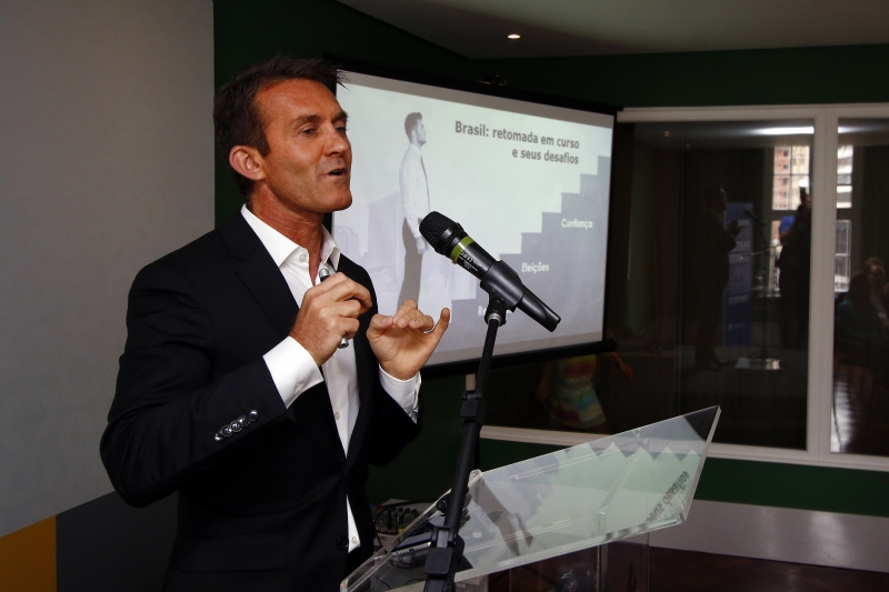 Para Marchet, retomada de investimentos depende de cenário político do próximo ano