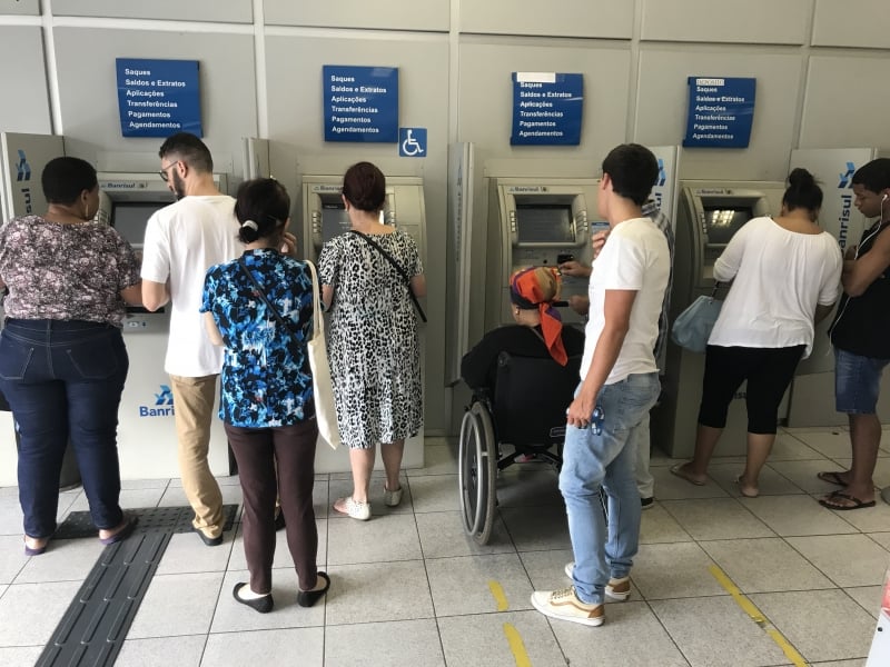 Atendimento presencial será retomado a partir do meio-dia de quarta-feira, 17 de fevereiro