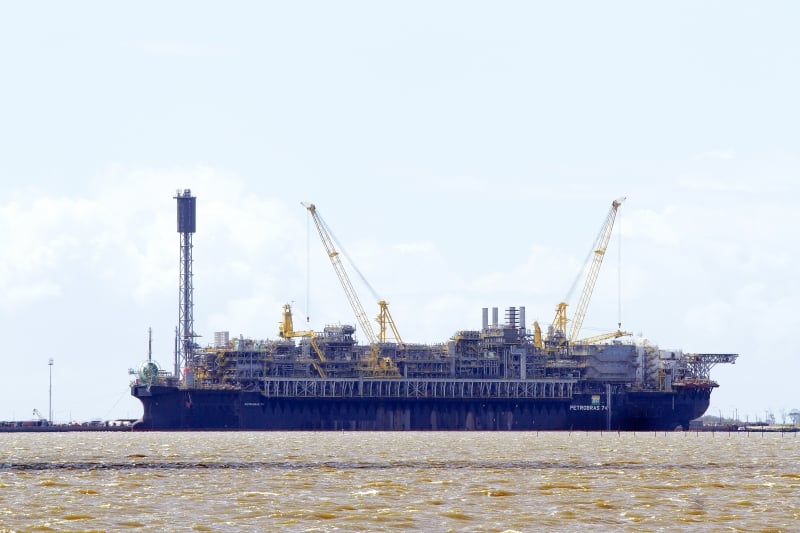 Sindicato estima que cerca de 2 mil trabalhadores sejam demitidos com o fim da montagem da estrutura