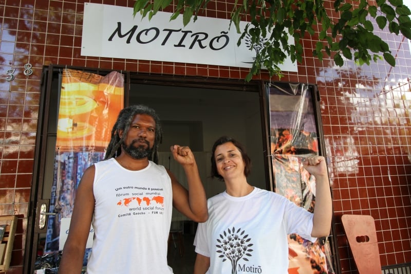 Cássio Henrique da Silva e Carolina Borges destacam o resgate das identidades das populações mais pobres