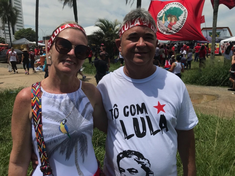 Casal do Ceará veio a Porto Alegre dar o apoio contra a condenação de Lula