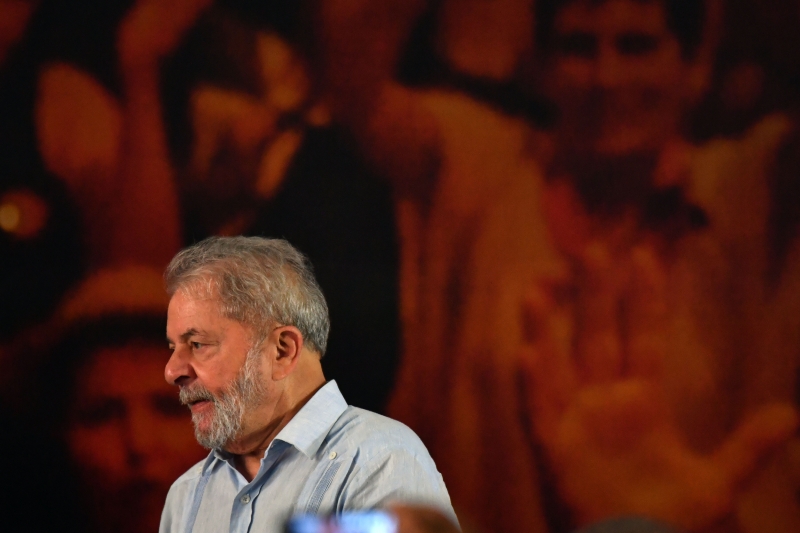 Medida visa afastar a antecipação da prisão de Lula antes de processo transitar em julgado