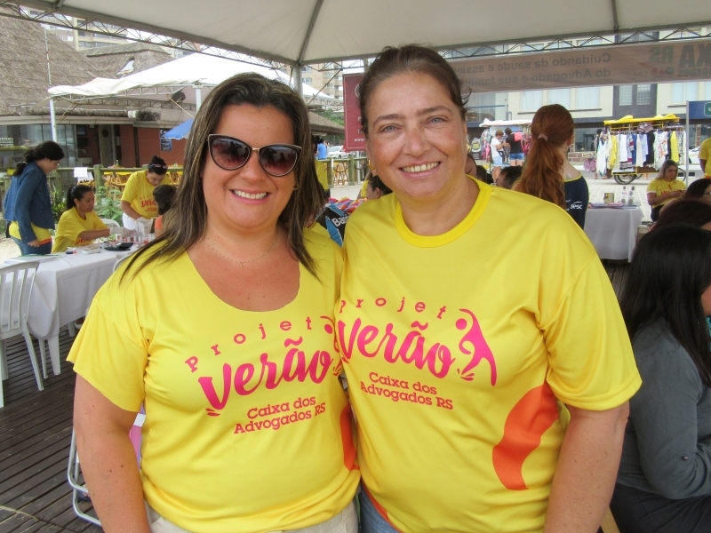 Cláudia Brosina e Rosane Marques Ramos, lideranças da CAA-RS, no Projeto Verão 