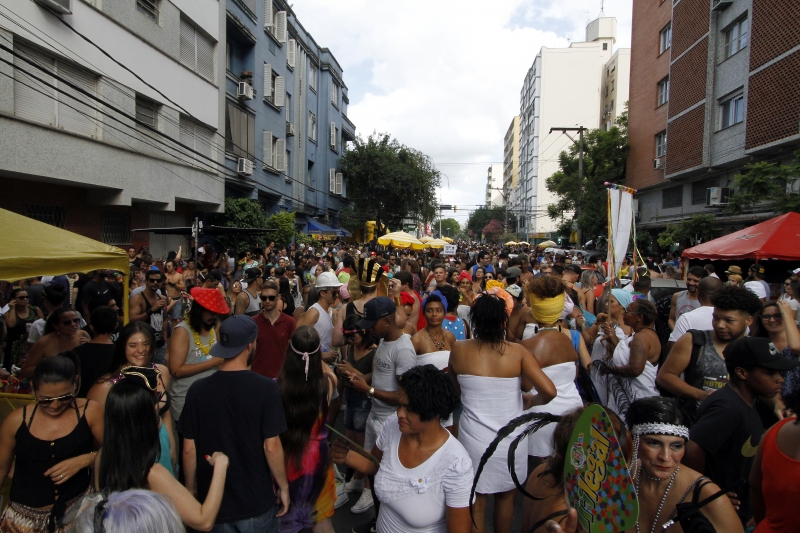 O Carnaval de Rua será realizado de de 1° de fevereiro a 8 de março, aos sábados, domingos e feriados