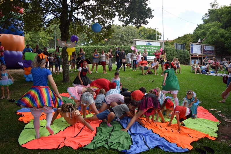 Verão no Jardim da Serra Gaúcha tem Carnaval infantil