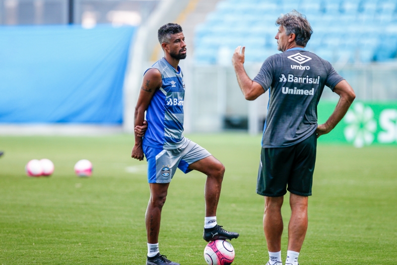 Portaluppi repetirá a equipe, mantendo Léo Moura no meio-campo