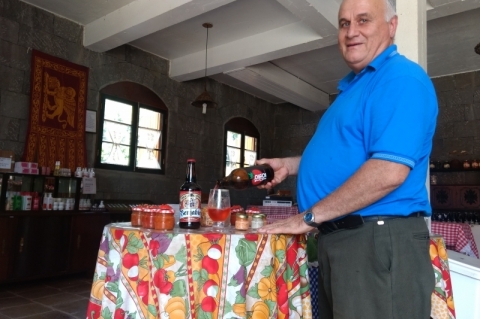Estabelecimento de Bento Gonçalves vende tudo com tomate: até cerveja