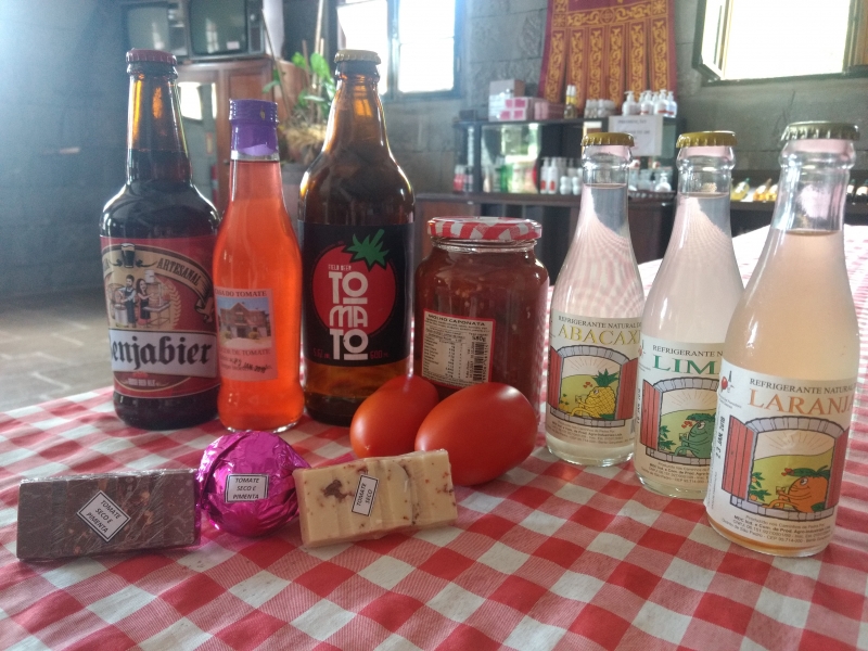 Entre os produtos h&aacute; chocolates, refrigerantes e cervejas &agrave; base de tomate Foto: ARQUIVO PESSOAL/DIVULGA&Ccedil;&Atilde;O/JC