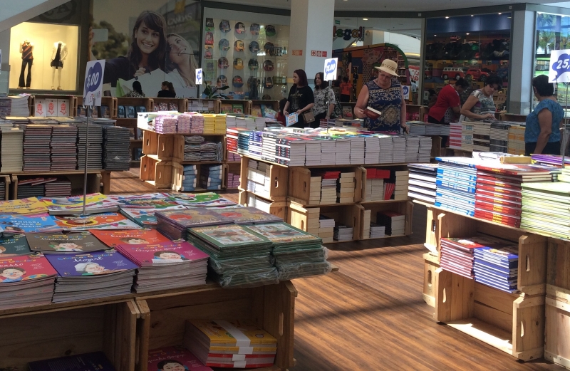 Canoas Shopping sedia Feira do Livro Letrinha com atrações para crianças