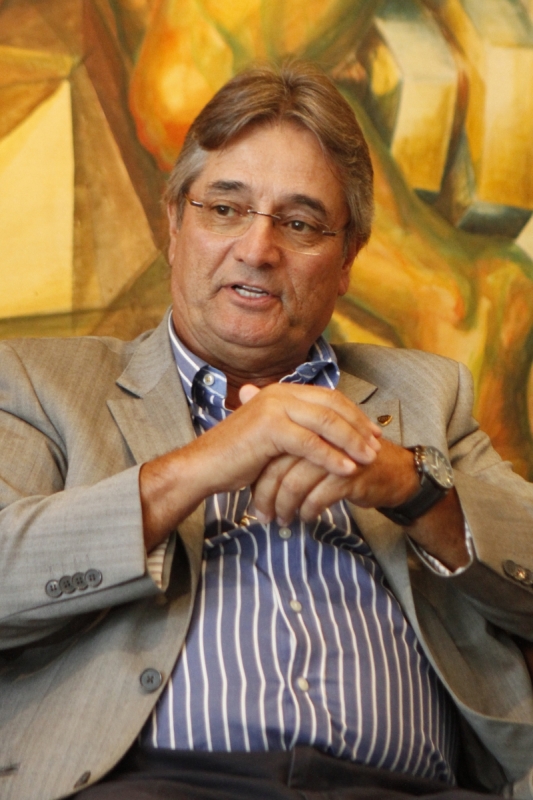 Gede&atilde;o Pereira,  novo presidente do Conselho Deliberativo Estadual (CDE) do Sebrae-RS, em visita ao Jornal do Com&eacute;rcio Foto: LUIZA PRADO/JC