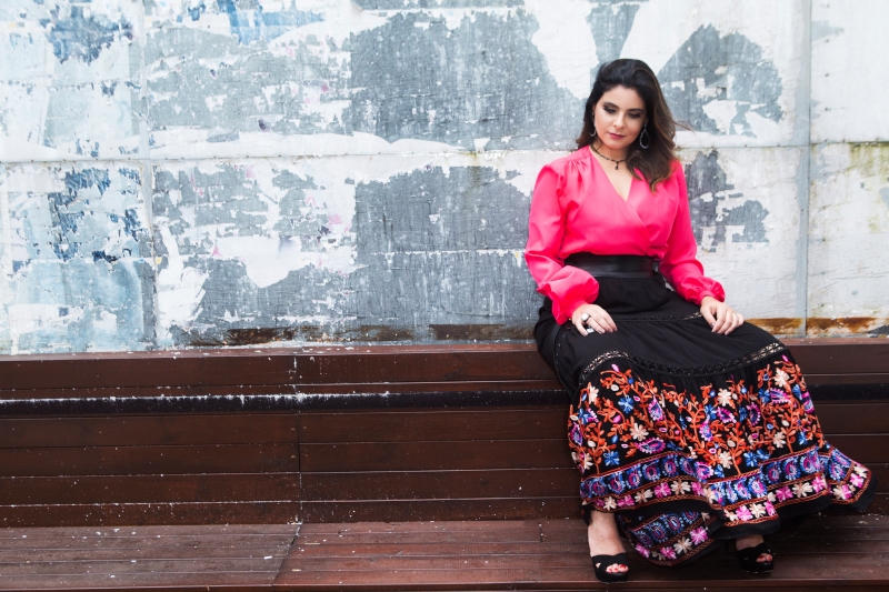 Apresentadora de programa tradicionalista gaúcho resolve apostar em ...