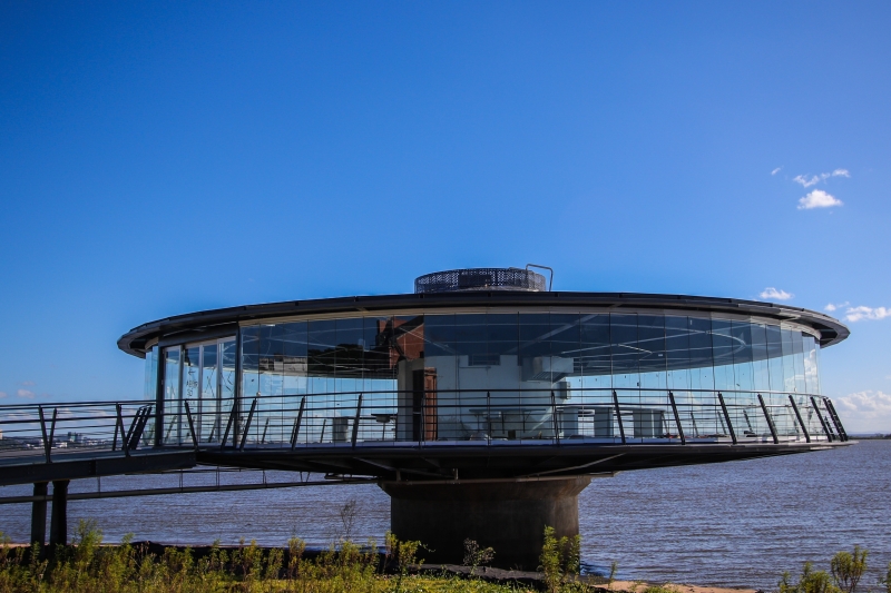 O valor mínimo do aluguel do restaurante panorâmico é de R$ 9.250,00
