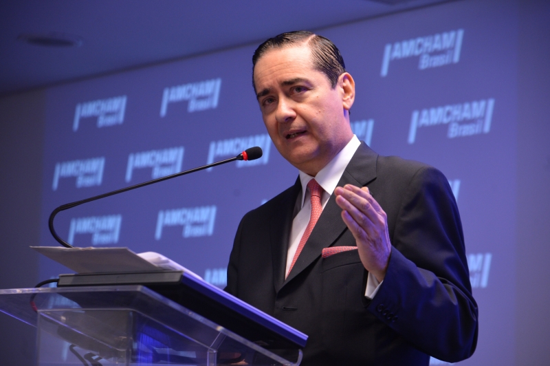 Carlos Eduardo Thompson Flores Lenz havia sido afastado juntamente a Loraci Flores de Lira