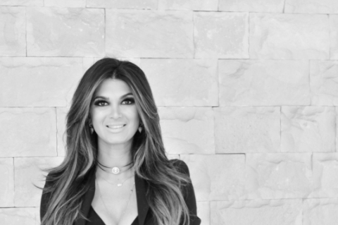 Suellen tem est�dio pr�prio em Porto Alegre