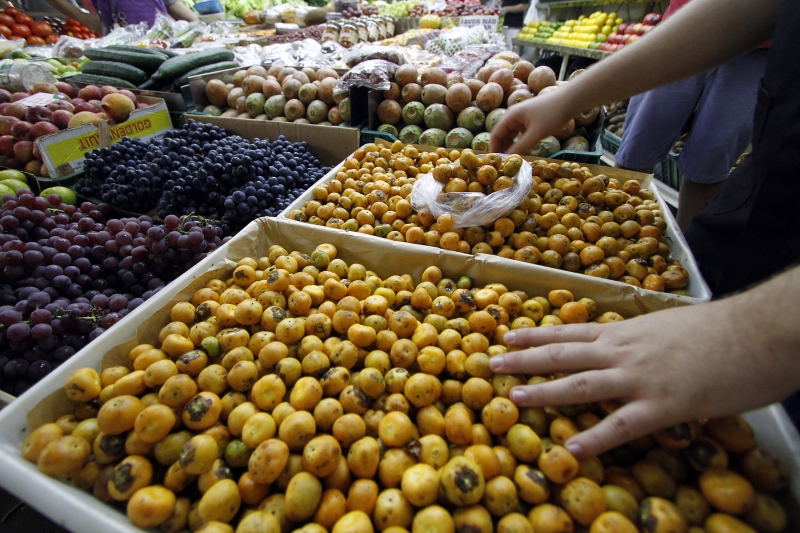Grupo Alimentação, com contribuição de frutas, impulsionou desaceleração no fechamento do mês