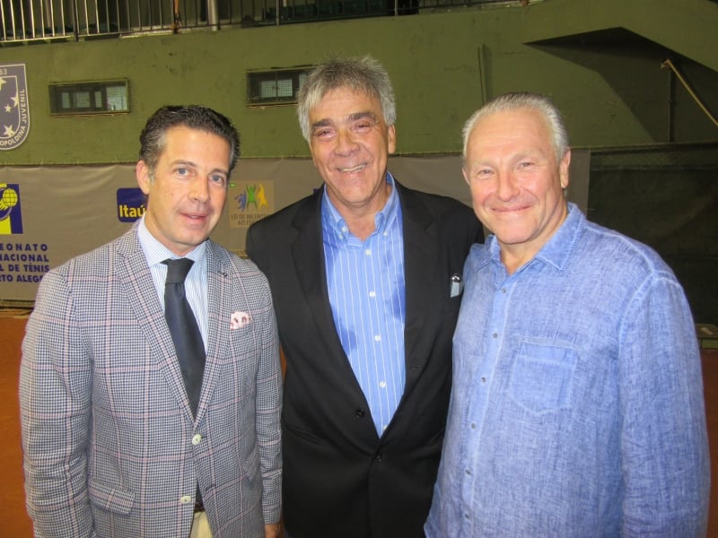 Valter Nagelstein, Ênio Moreira e Carlos Gerdau Johannpeter no Campeonato Internacional Juvenil de Tênis, na Leopoldina Juvenil 